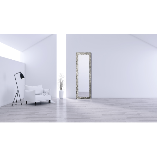 Oglindă de perete de lux cu ramă argintie bogat decorată - 9003002