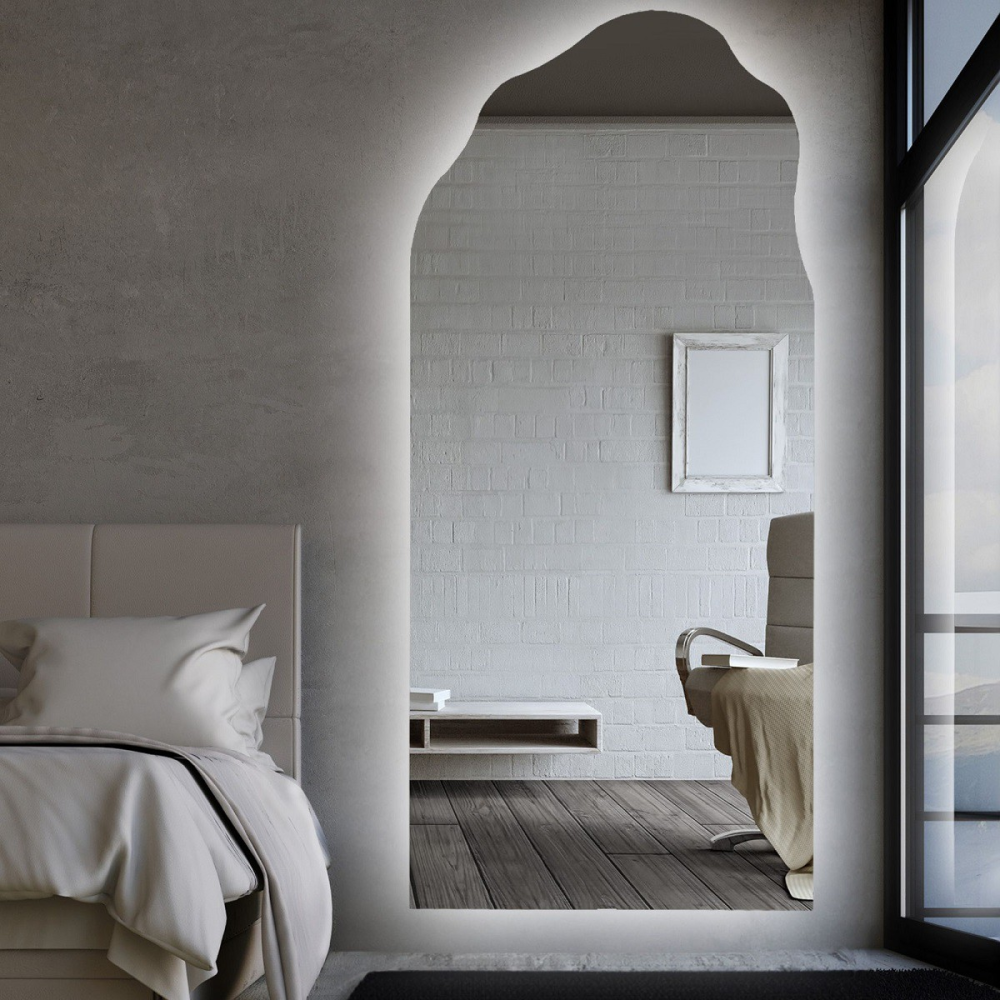 Oglindă semiovală cu formă organică și iluminare - AURO LED 1