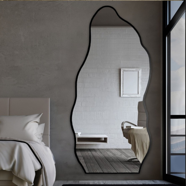 Oglindă în formă organică într-o ramă - AURO IN A FRAME 2