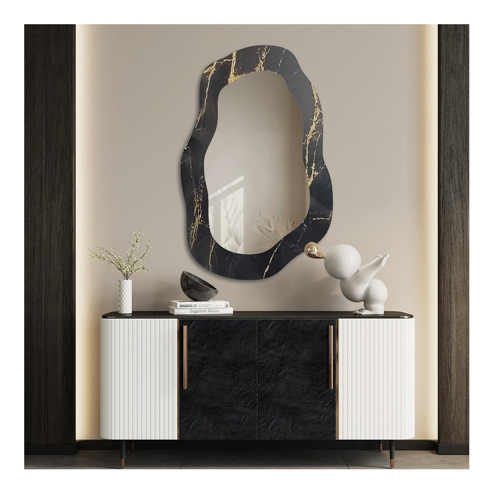 Oglindă neregulată pe marmură negru-auriu – MARBLE NOCTO Oglindă neregulată pe marmură negru-auriu – MARBLE NOCTO