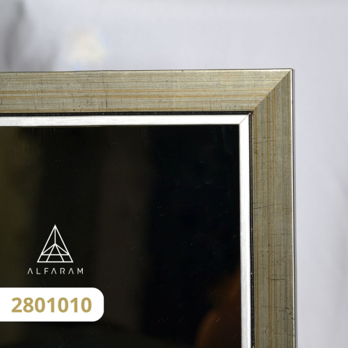 Oglindă în ramă decorativă delicată din lemn - 2801 - culoarea ramei la alegere