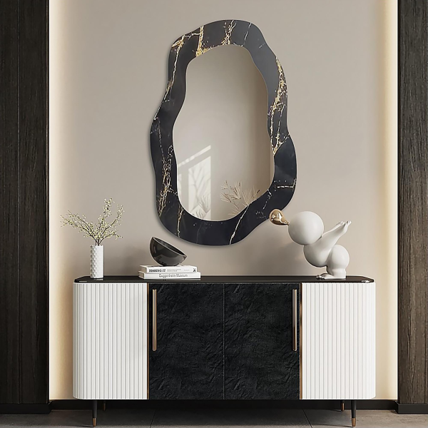 Oglindă neregulată pe marmură negru-auriu – MARBLE NOCTO