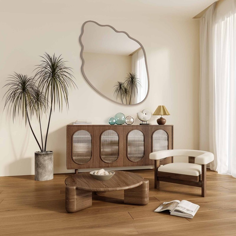 Oglindă cu formă organică, în ramă din MDF de culoarea cașmirului - MARIS SHELL ÎN RAMĂ