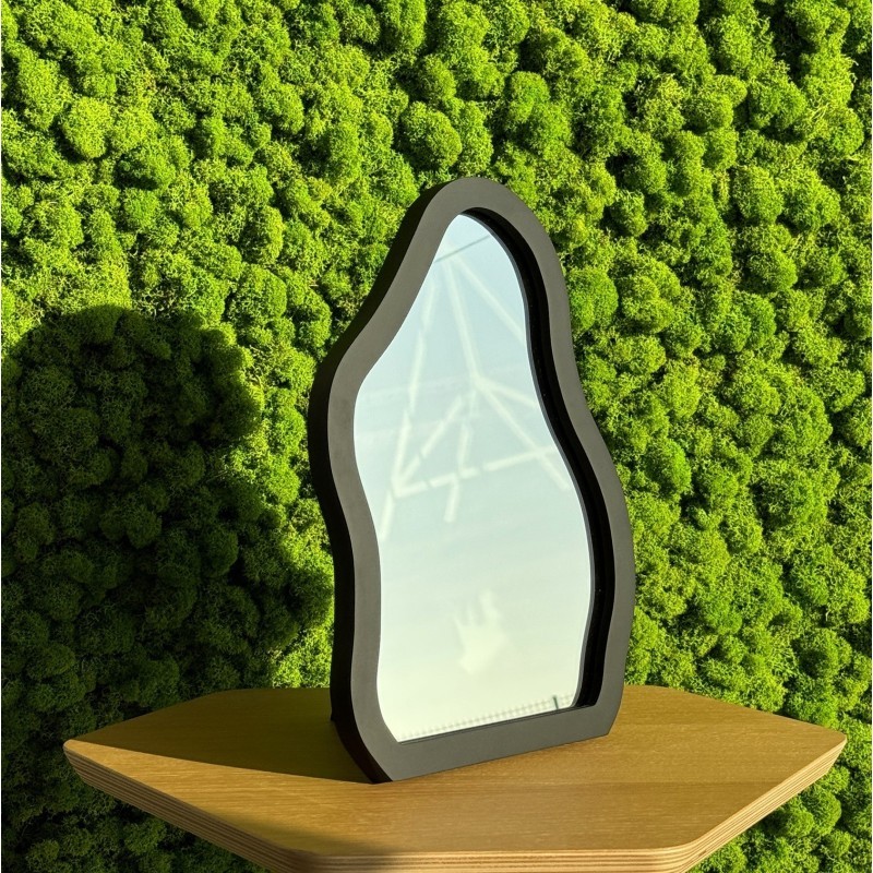 Oglindă cosmetică în ramă din MDF negru - STONE PETITE