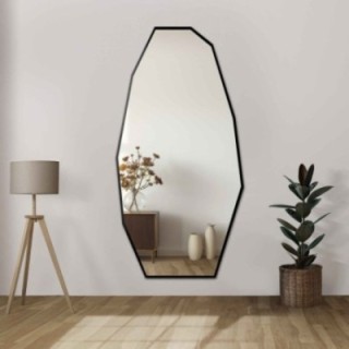 Oglindă decorativă cu o formă organică ascuțită într-o ramă - PIRYT ÎN CADRU