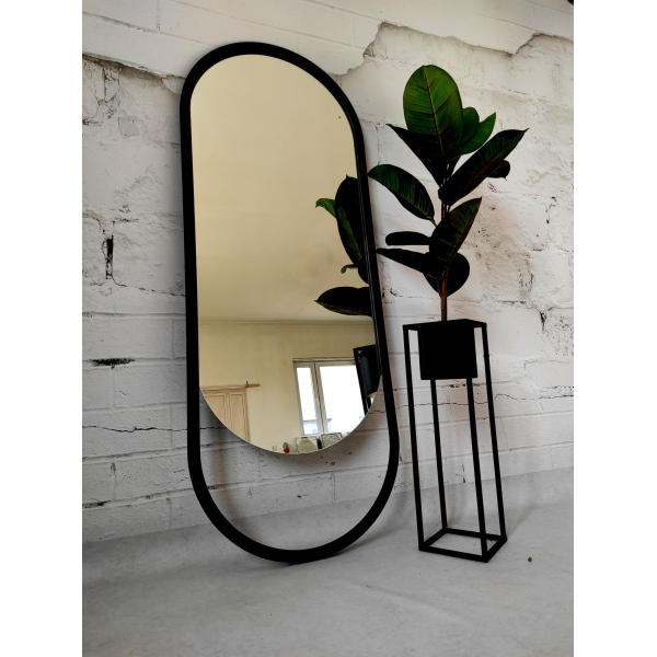 Oglindă ovală cu ramă neagră mată din mdf - OLAF - culoarea ramei la alegere