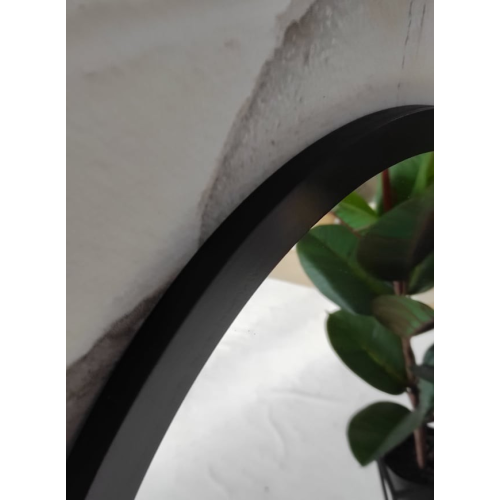 Oglindă ovală cu ramă neagră mată din mdf - ODYS - culoarea ramei la alegere