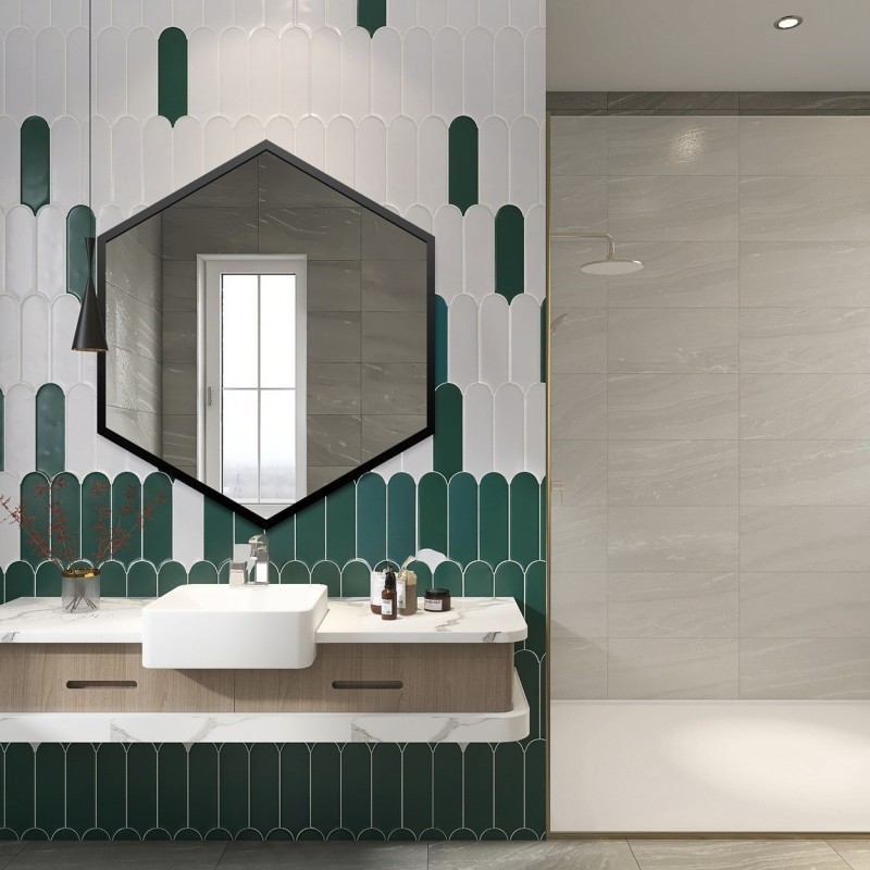 Oglindă de formă geometrică în ramă – HEXA ÎN CADRU