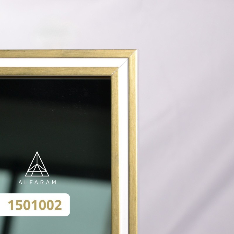 Oglindă în ramă decorativă delicată din lemn - 1501 - culoarea ramei la alegere