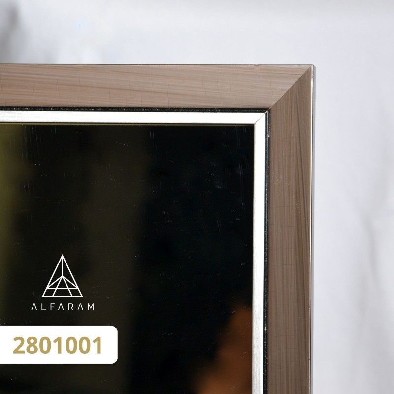 Oglindă în ramă decorativă delicată din lemn - 2801 - culoarea ramei la alegere