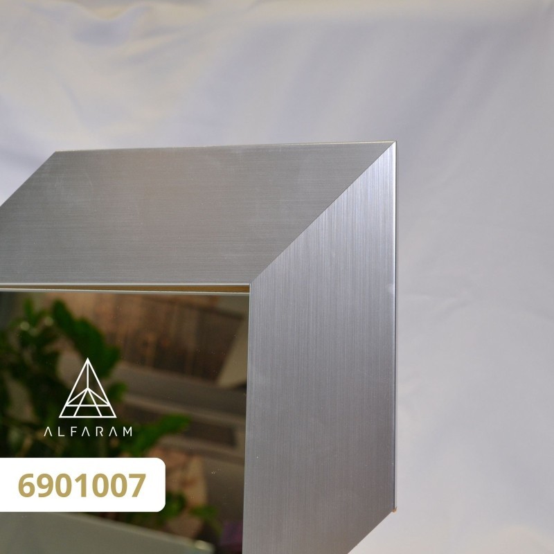 Oglindă cu ramă din lemn – 6901 – culoarea ramei la alegere