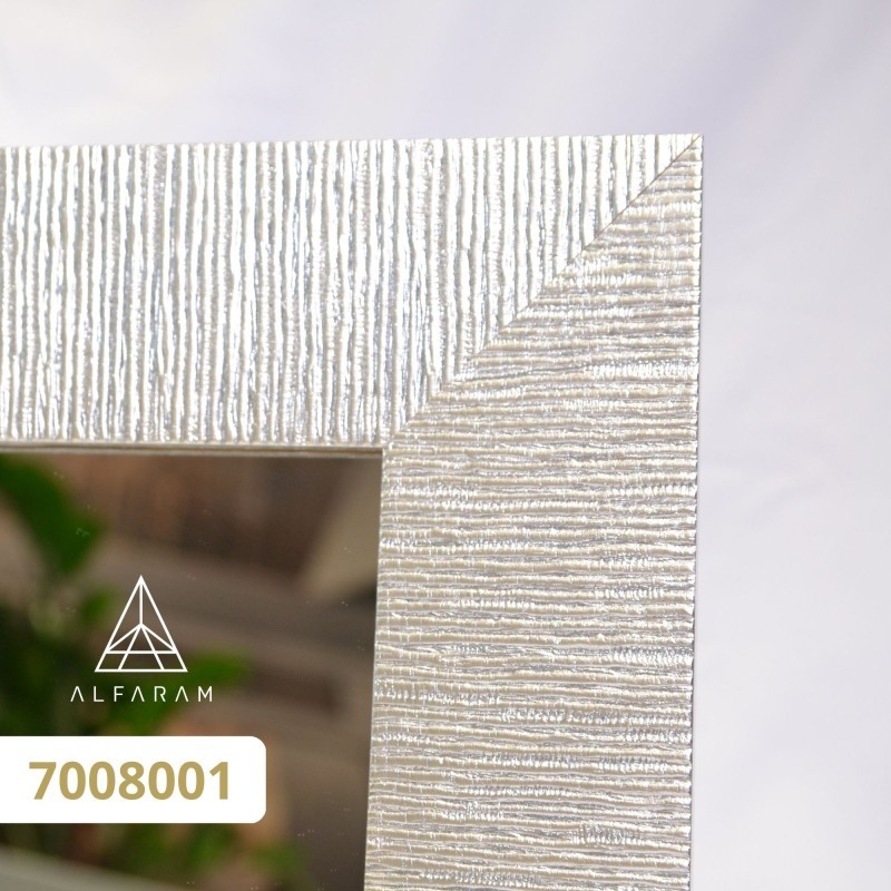 Oglindă în ramă de lemn – 7008 – culoarea ramei la alegere