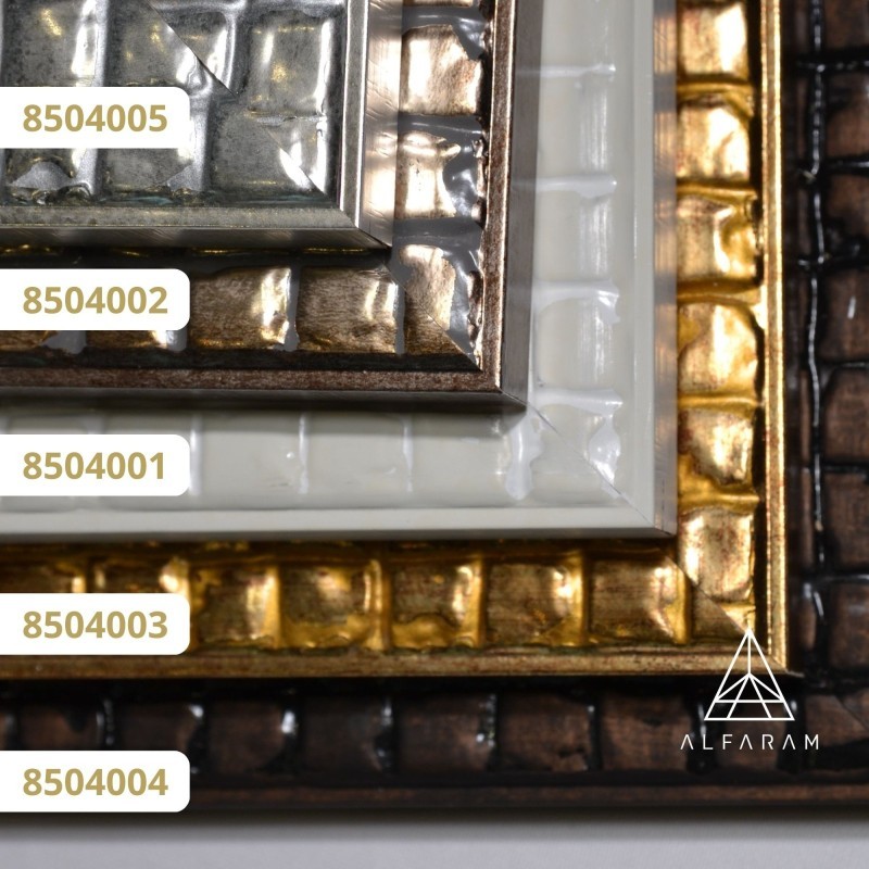 Oglindă în ramă de lemn – 8504 – culoarea ramei la alegere