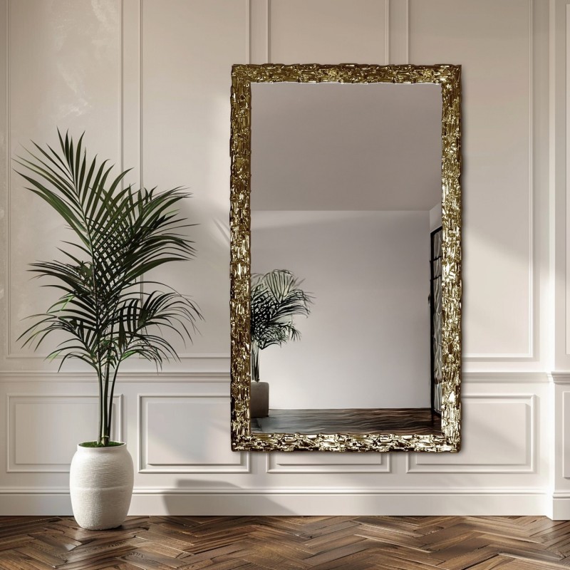 Oglindă de perete de lux cu ramă aurie bogat decorată - 9003001