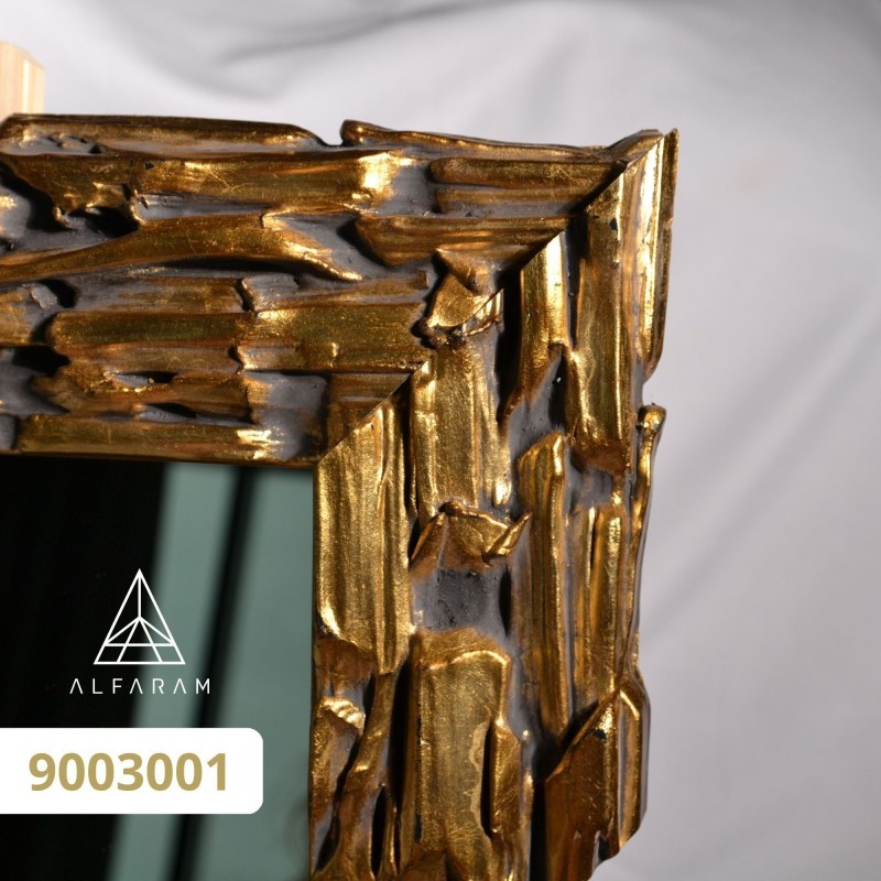 Oglindă de perete de lux cu ramă aurie bogat decorată - 9003001
