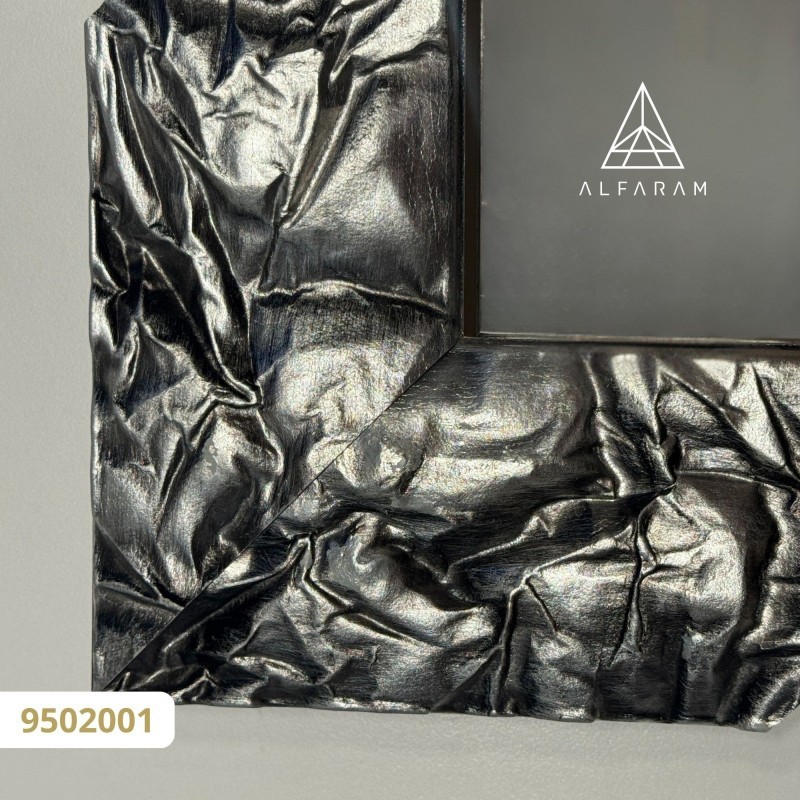 Oglindă în ramă lată din lemn argintiu – 9502001