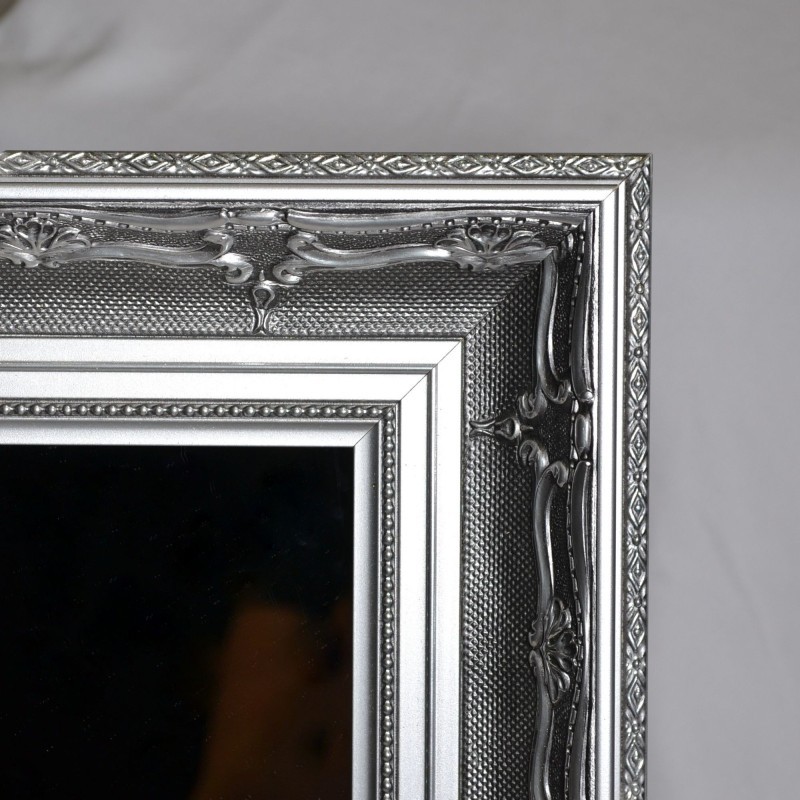 Oglindă în ramă argintie ornamentată - 8001001